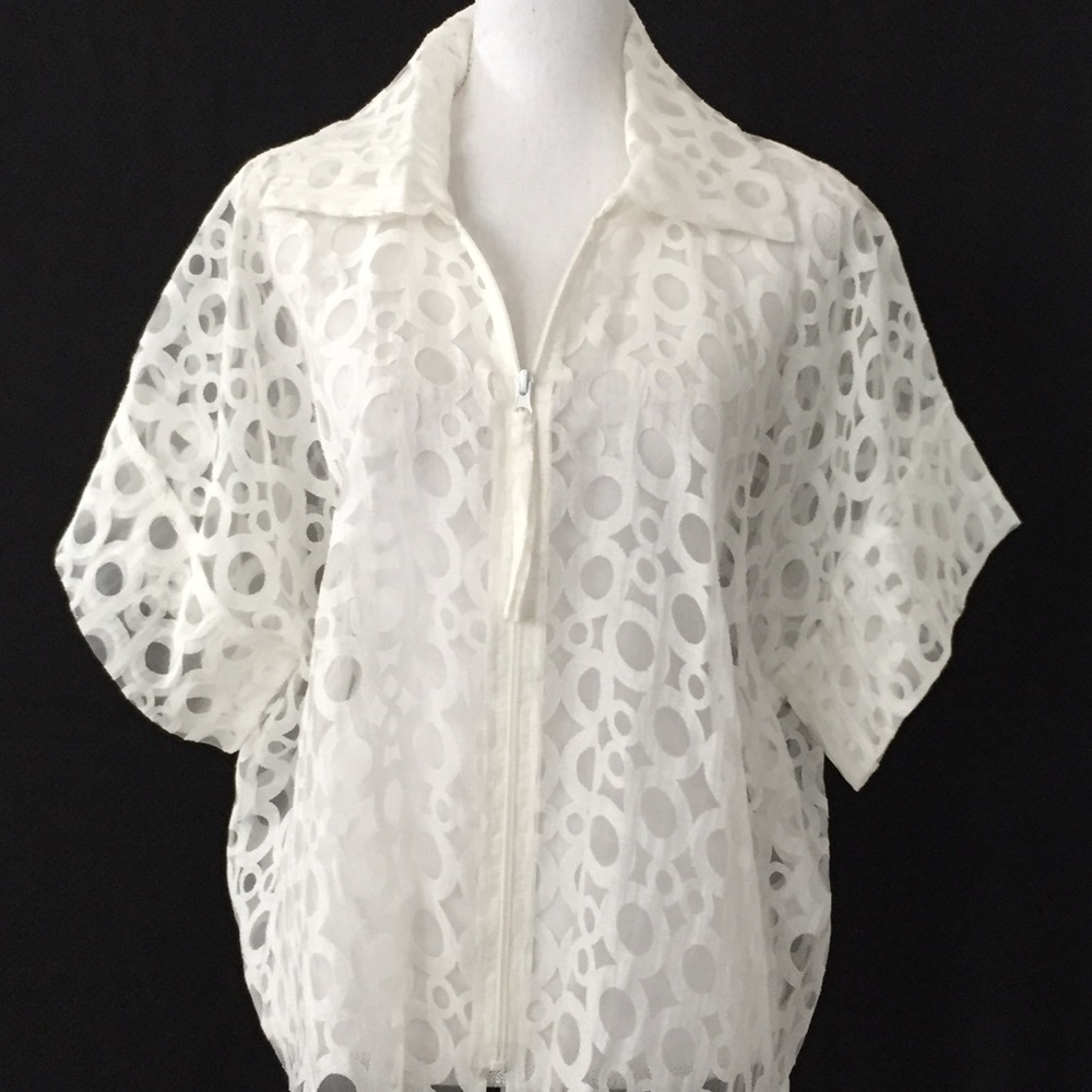 LIOR PARIS beach cover. White sheer.  Sz S/M.  EUC